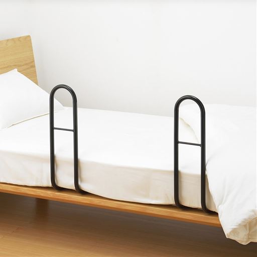 2個使えば両手でサポートできて、さらに安定!