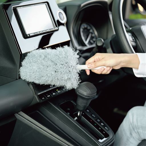 車内の細かな部分までキレイに。