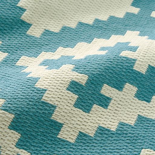 ライトブルー<br>サラッと足離れがよく、ずっと素足で過ごしたくなるような綿混素材。