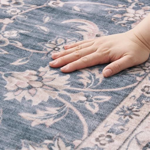 フランネルのなめらかなやさしい肌ざわり。短毛でゴミが絡みにくく、お手入れ簡単。