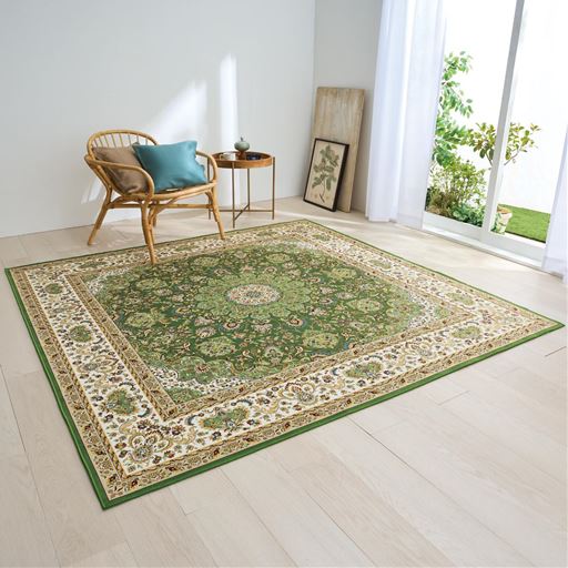 グリーン(横200×縦200cm)<br>プリントならではの繊細な模様がお部屋をエレガントに演出。