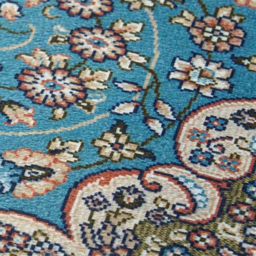 生地拡大(ブルー)<br>ほぼ毛足がなく、デジタルプリントで繊細な柄を表現しました。