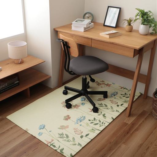 アイボリー(横130×縦90cm)<br>小さいサイズはデスクの下や、ベッドサイドのマットとしても!