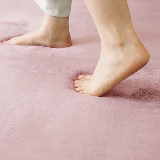 厚み約25mm(サイズD～F)は座布団なしでゴロゴロしたいという方に。低反発でもっちりとした踏み心地。