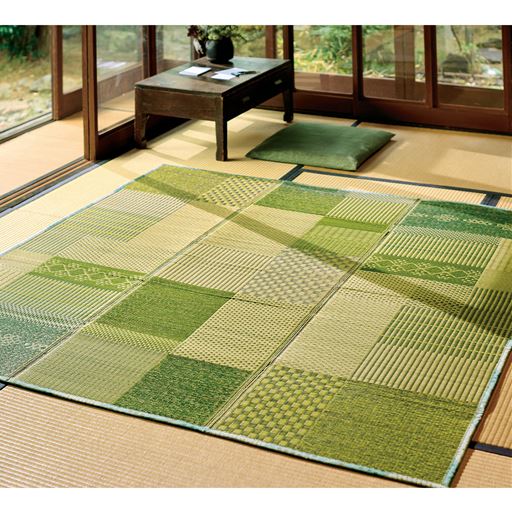 ブルー系(横180×縦180cm) <br>い草の香りと爽やかさに癒されて。洋室にも合うモダンなデザイン。