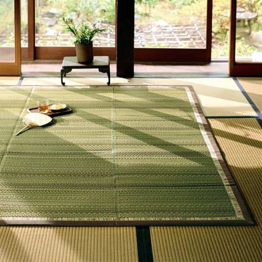 ブラウン(横190×縦190cm) <br>ふっくらとした踏み心地!清潔感を求める方に。