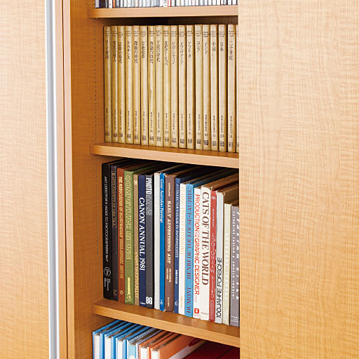 M～P (奥行40cm) <br>大型の美術書や百科事典、アルバムも収納できます。