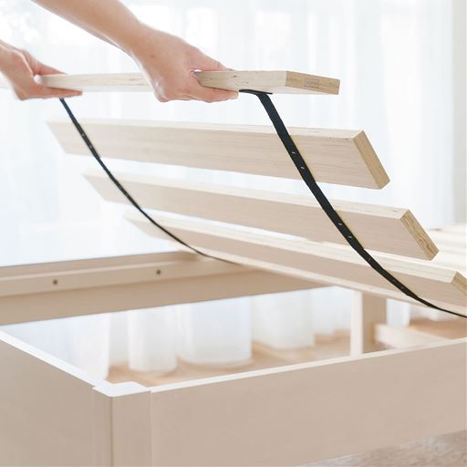 効率よく湿気を逃すロールすのこ。