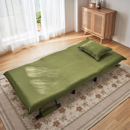 グリーン B (幅103cm)<br>背もたれを倒してフラットなベッドスタイル。