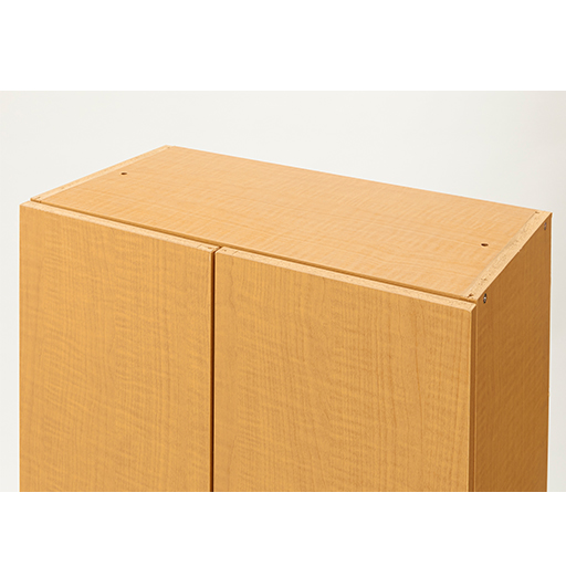 ライトブラウン<br>本体天板は化粧仕上げ(側板部分は未化粧)。