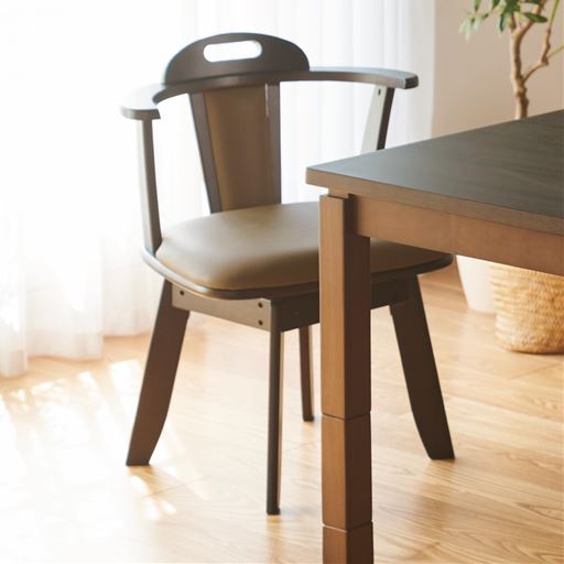 ブラウン D(肘付き回転チェア)