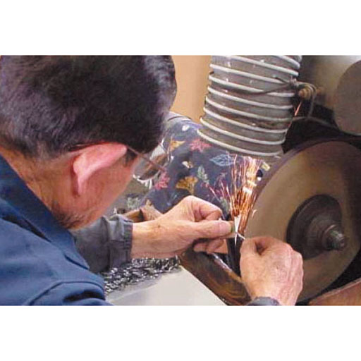 職人技が光る!<br>洗練された刃物職人集団が作っています。