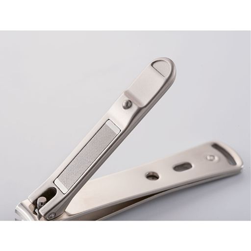 裏面にヤスリ付き