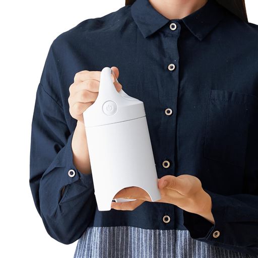 扱いやすいコンパクトサイズ。