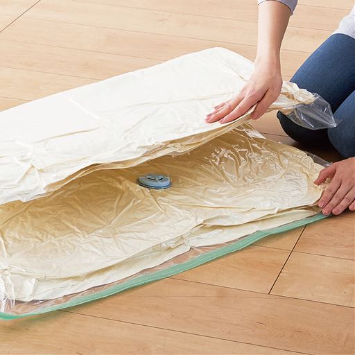 2つに折ってさらにコンパクト!