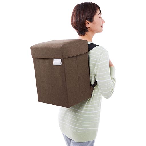 サッと背負えるから持ち運びもラクラク!