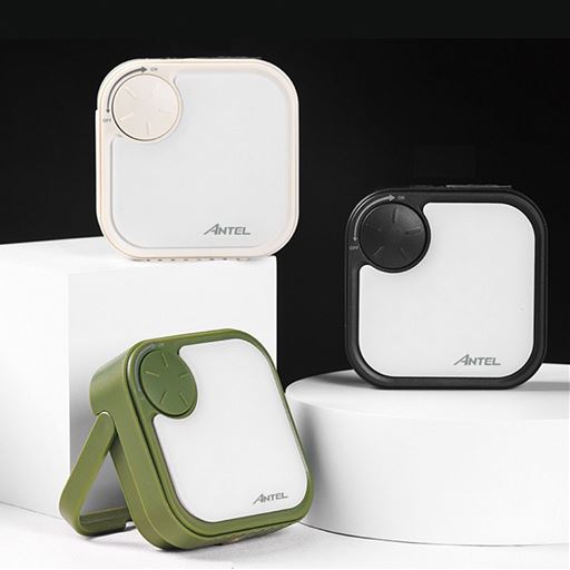 ソーラパネルで充電&モバイルバッテリー代わりにスマートフォンなどへの給電ができるソーラーパネルランタン!