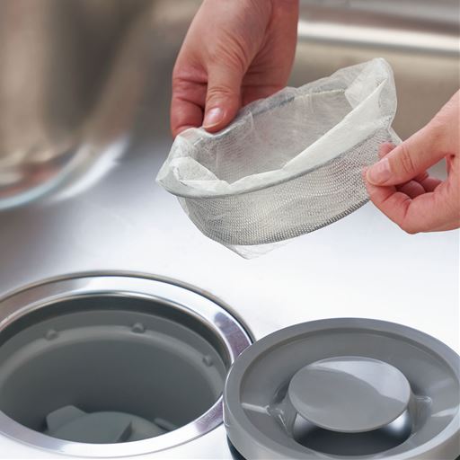 ゴミと油をキャッチ!排水管の汚れを軽減