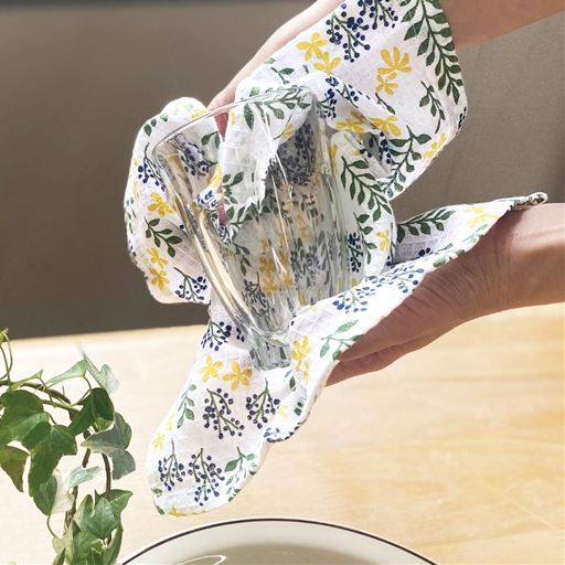 お皿を拭きやすいのはもちろん、へたりにくい! 吸水性が良く、お手入れ簡単な綿100%。洗い替えに何枚あっても便利♪