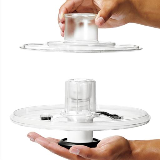 内フタは取り外せ、水洗いできて衛生的