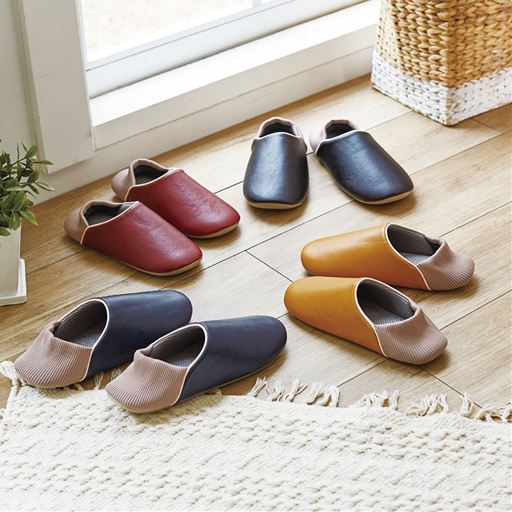 (上から時計回りに)ブラックL、イエローM、ネイビーL、レッドM<br>普段からオシャレに履けるデザイン♪