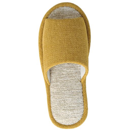 イエロー<br>凹凸のある麻パイルが心地いい。