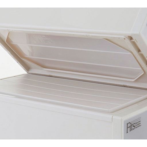 重ねたときのぐらつきや滑りを防ぐスタッキング構造。※このカラーは販売しておりません。