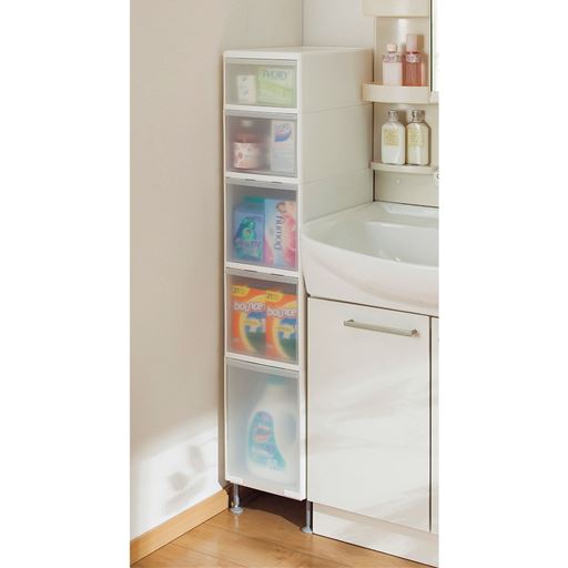 J (幅27×高さ132cm/5段)<br>洗面所周りにもおすすめ。