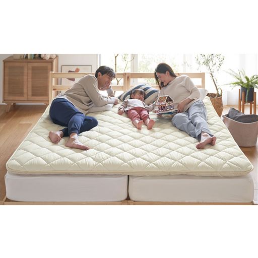 シングルベッド×2台でワイドキングサイズ。