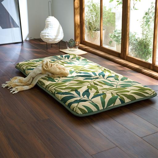 グリーン系 A(65×120)<br>好きな場所に敷いてひと休み。