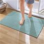 ペールブルー(横90×縦60cm)<br>抗菌防臭でいつも清潔。裏面はすべりにくい加工で安心です。