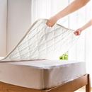 寝心地にこだわった置くだけパッドシーツ