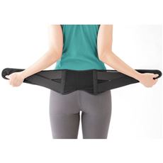 菊池先生の腰部骨盤ベルト