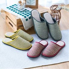 もっちり弾力! はずむスリッパ