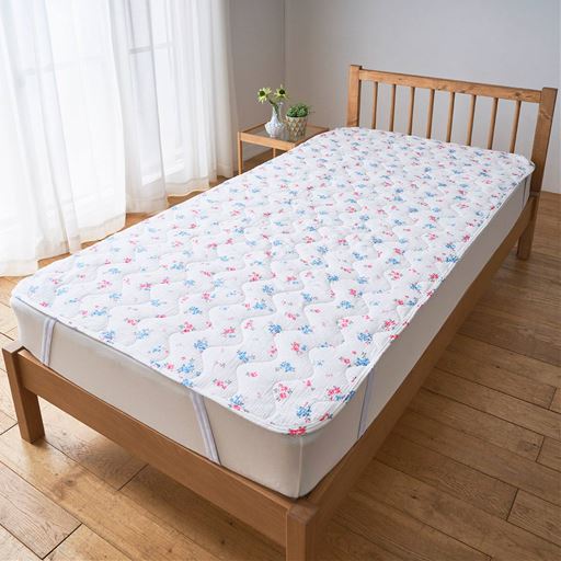 パッドシーツ(綿100%ダブルガーゼ・パッチワーク柄)