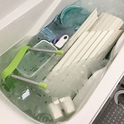 つけ置きするだけ! お風呂まるごと洗浄剤