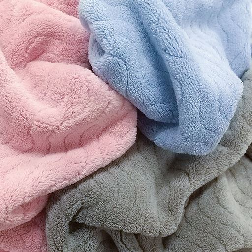 ふわふわのマイクロファイバー素材!