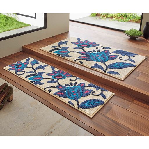 H (サラサ)  (上から) 横110×縦65cm・横110×縦35cm<br>大胆な北欧調デザインが印象的な玄関マットです。