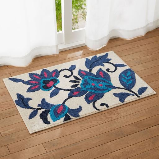 H (サラサ) 横80×縦50cm<br>よく出入りする窓の前に敷いて、お部屋のアクセントにも。