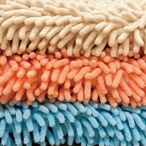 (上から) ベージュ・ピンク・ブルー<br>包み込むようなモールで足元はすぐにサラサラ。