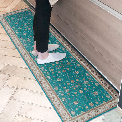 多目的に使える!<br>ペルシャじゅうたん風のインテリアマット