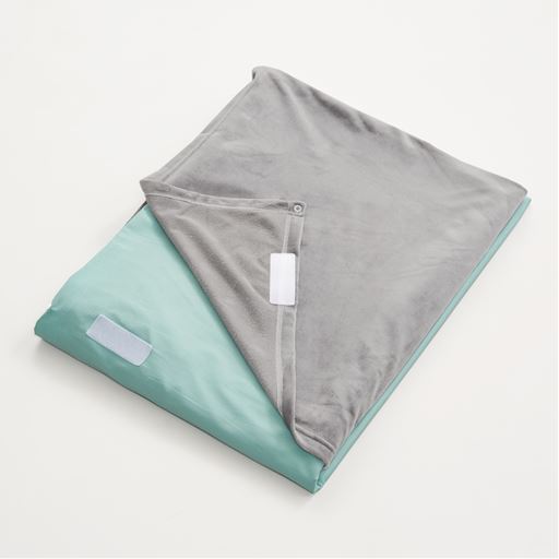 アンティックグリーン