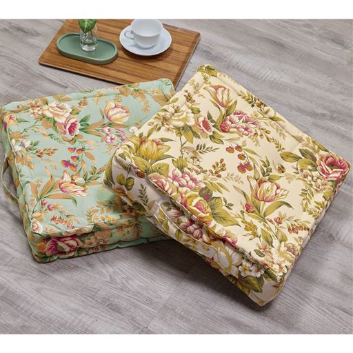 厚み約10cmのボリュームでお尻をサポート