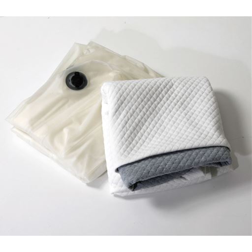 空気を抜くとスッキリ収納