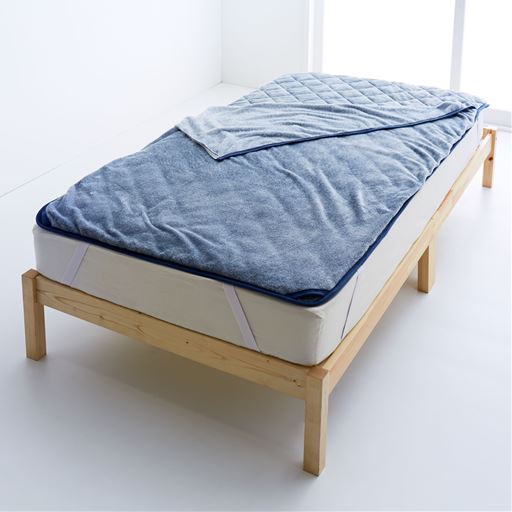 パウダーブルー