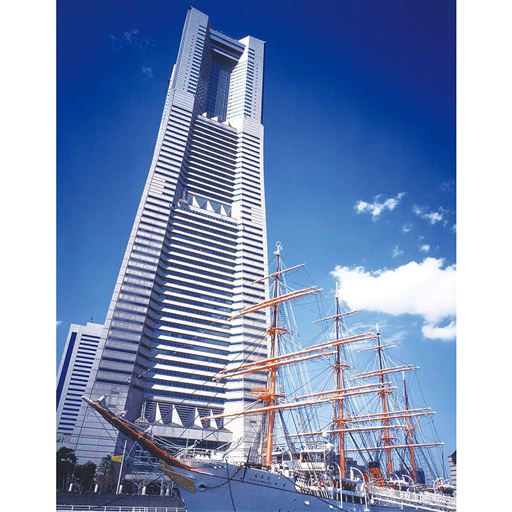 横浜みなとみらいに位置する日本有数の超高層ビルランドマークタワーの中の高層ホテル「横浜ロイヤルパークホテル」監修のミネストローネです!