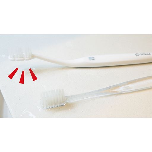 ヘッドが浮くから清潔! 傾斜があるので置いたときにヘッドが浮いて清潔です。