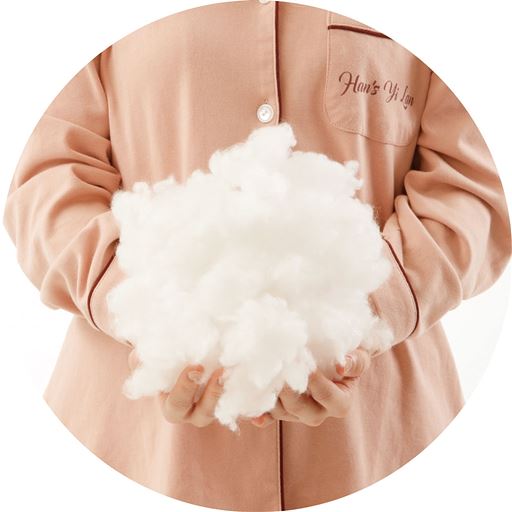 まるで雲みたい! ふわふわ 睡眠時に首や腰が痛く、眠りが浅い、寝起きがしんどいと悩みを抱える方に。