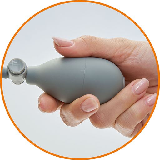 ポンプで空気を入れて好みの高さに! ※イメージ