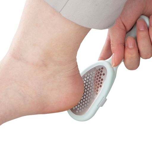 かかとに 肘・膝・手などの角質に 目指せつるつる!
